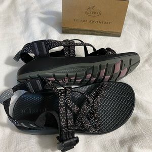 Kids Chaco sandals sz 13